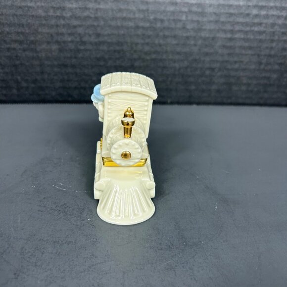 Lenox All Aboard Treasure Box Train With Gold Accents & Bear Conductor - Picture 2 of 14